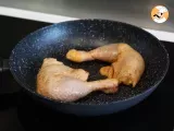 Paso 3 - ¿Cómo freír los muslos de pollo en la sartén?