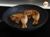 Paso 4 - ¿Cómo freír los muslos de pollo en la sartén?