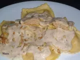 Paso 6 - Raviolis rellenos de queso de cabra y cebolla caramelizada, con salsa de nueces