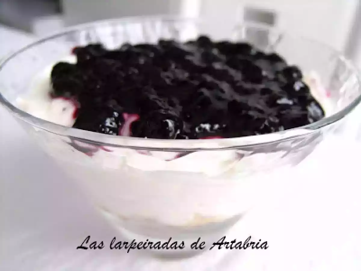 115.- Vaso de crema de queso y arándanos - foto 3