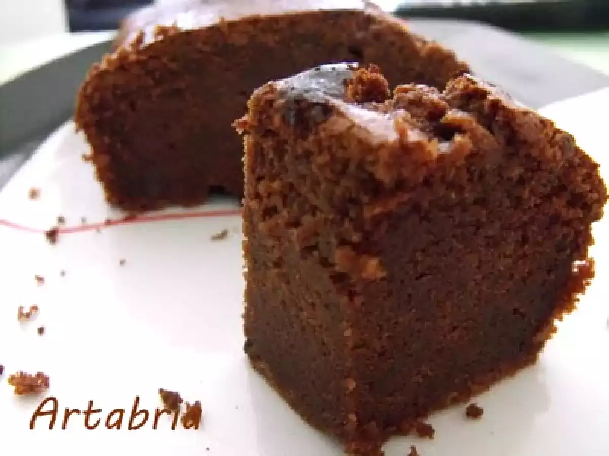 57.- Bizcocho de chocolate y galletas - foto 2