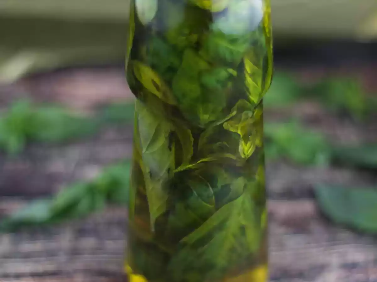 Aceite aromatizado de albahaca - foto 3
