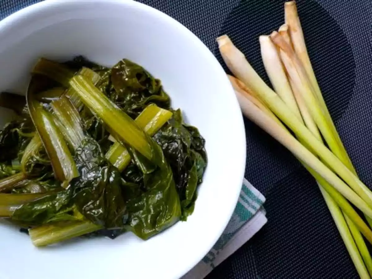 Acelgas cocidas con lemongrass