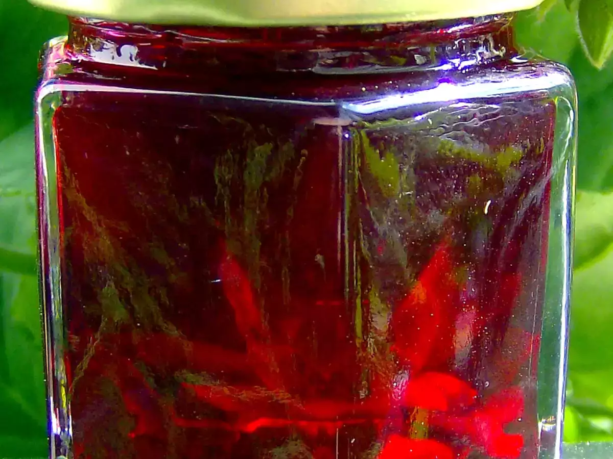 Agua de rosas y mermelada de rosas