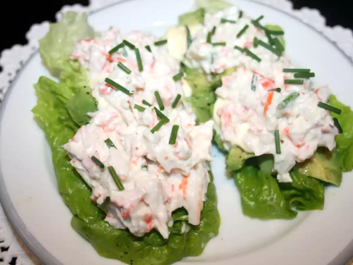 Aguacates en cama con pate de surimi - foto 2