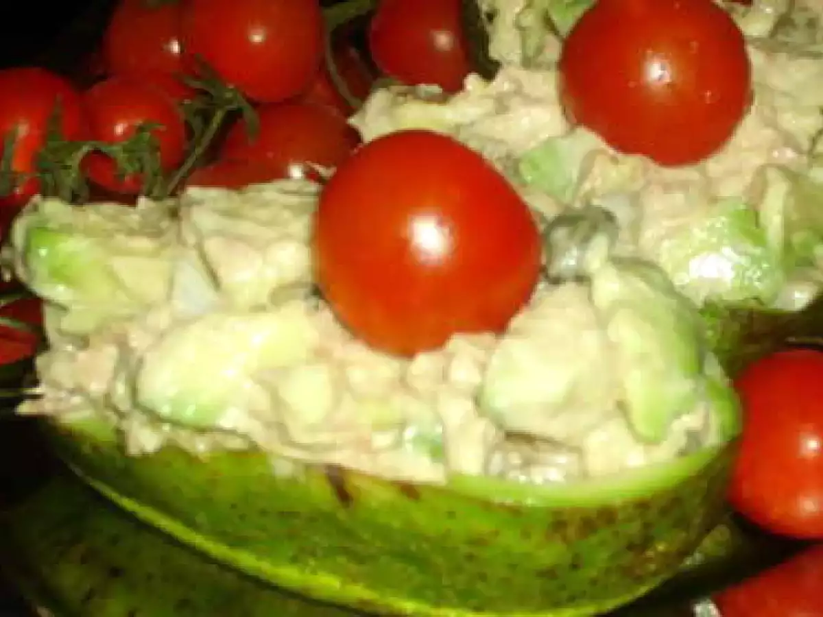 Aguacates Rellenos Con Salsa Tártara - foto 2