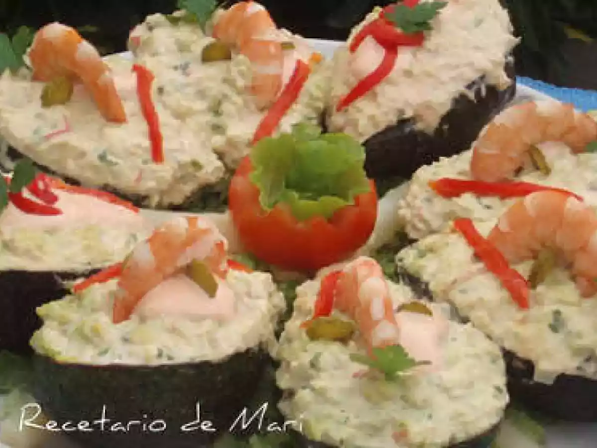 Aguacates rellenos (de marisco y de atún)