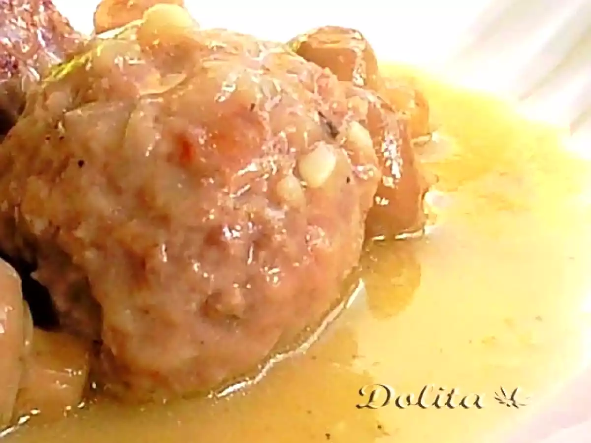 Albóndigas con crema de champiñones - foto 2