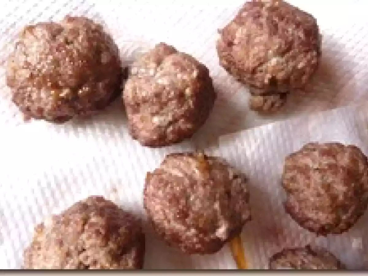 Albóndigas con papas y tomates - foto 3