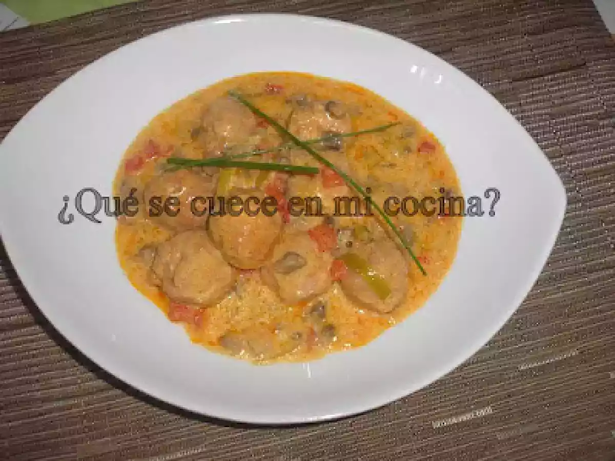 ALBÓNDIGAS CON SOBRASADA