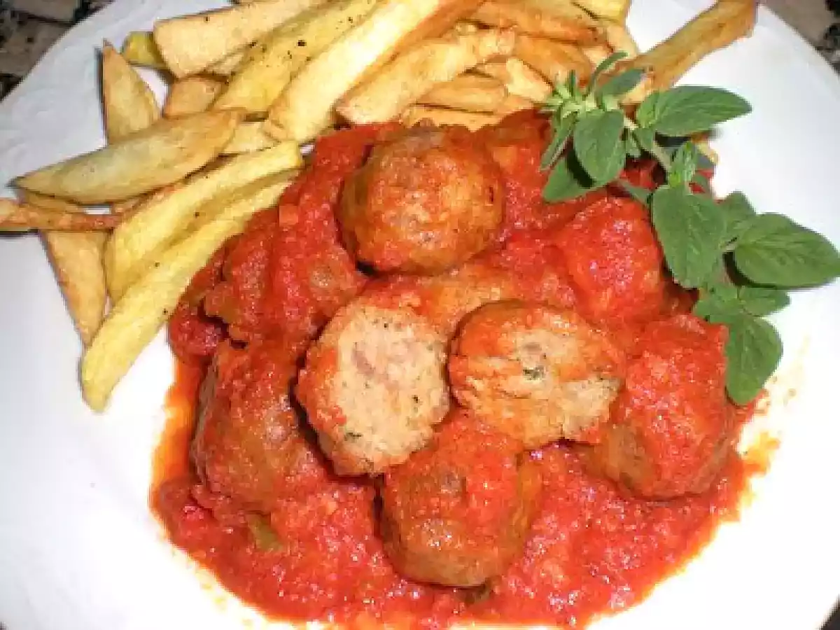 Albóndigas con tomate