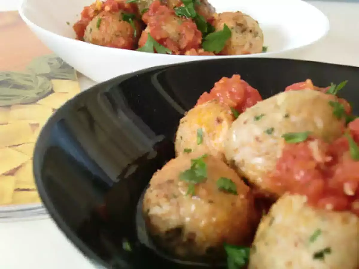 Albóndigas de atún en salsa - foto 2