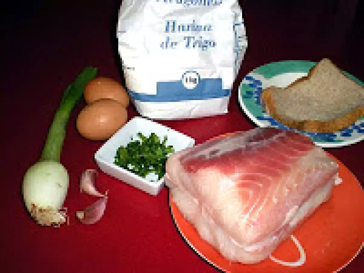 Albóndigas de cazón en amarillo. Paso a paso. - foto 2