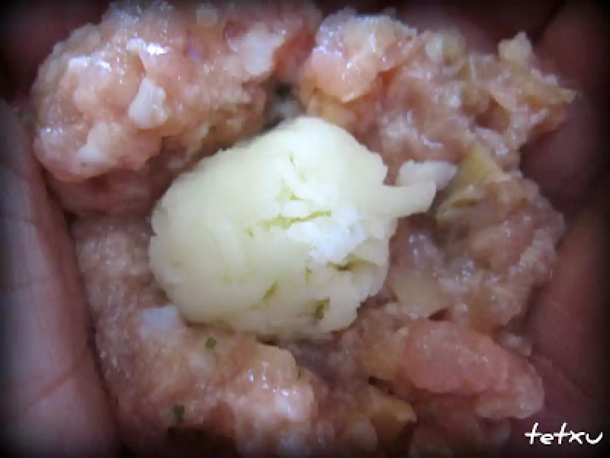 Albóndigas de Cerdo y Champiñónes Rellenas Y en Salsa de Cebolla (fussioncook) - foto 3