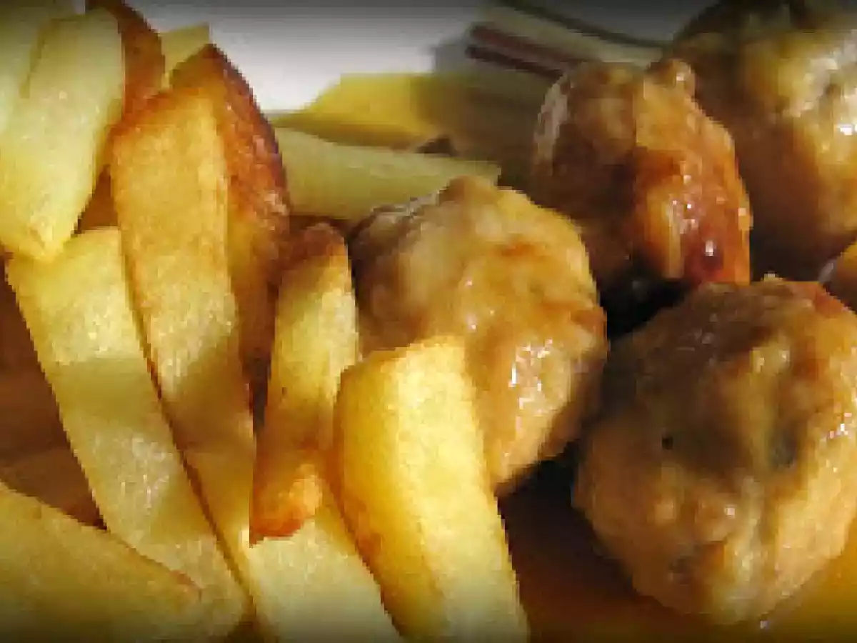 Albóndigas de Cerdo y Champiñónes Rellenas Y en Salsa de Cebolla (fussioncook) - foto 4