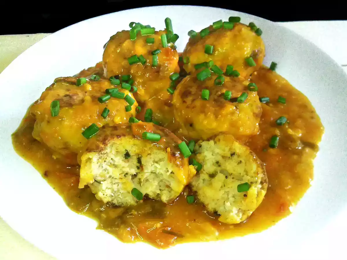 Albóndigas de merluza y gambas