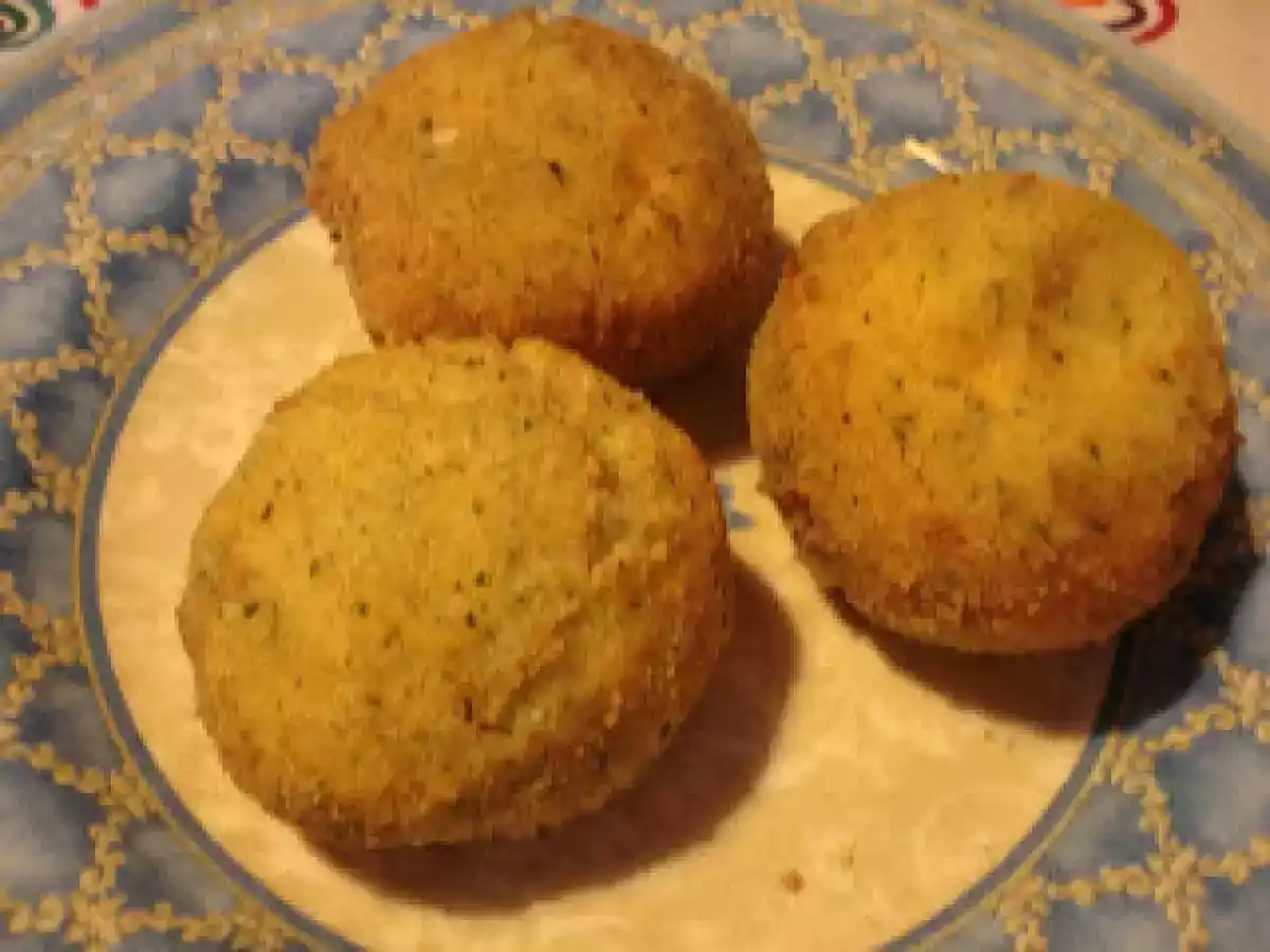 Albóndigas de pescado con queso y cebollino