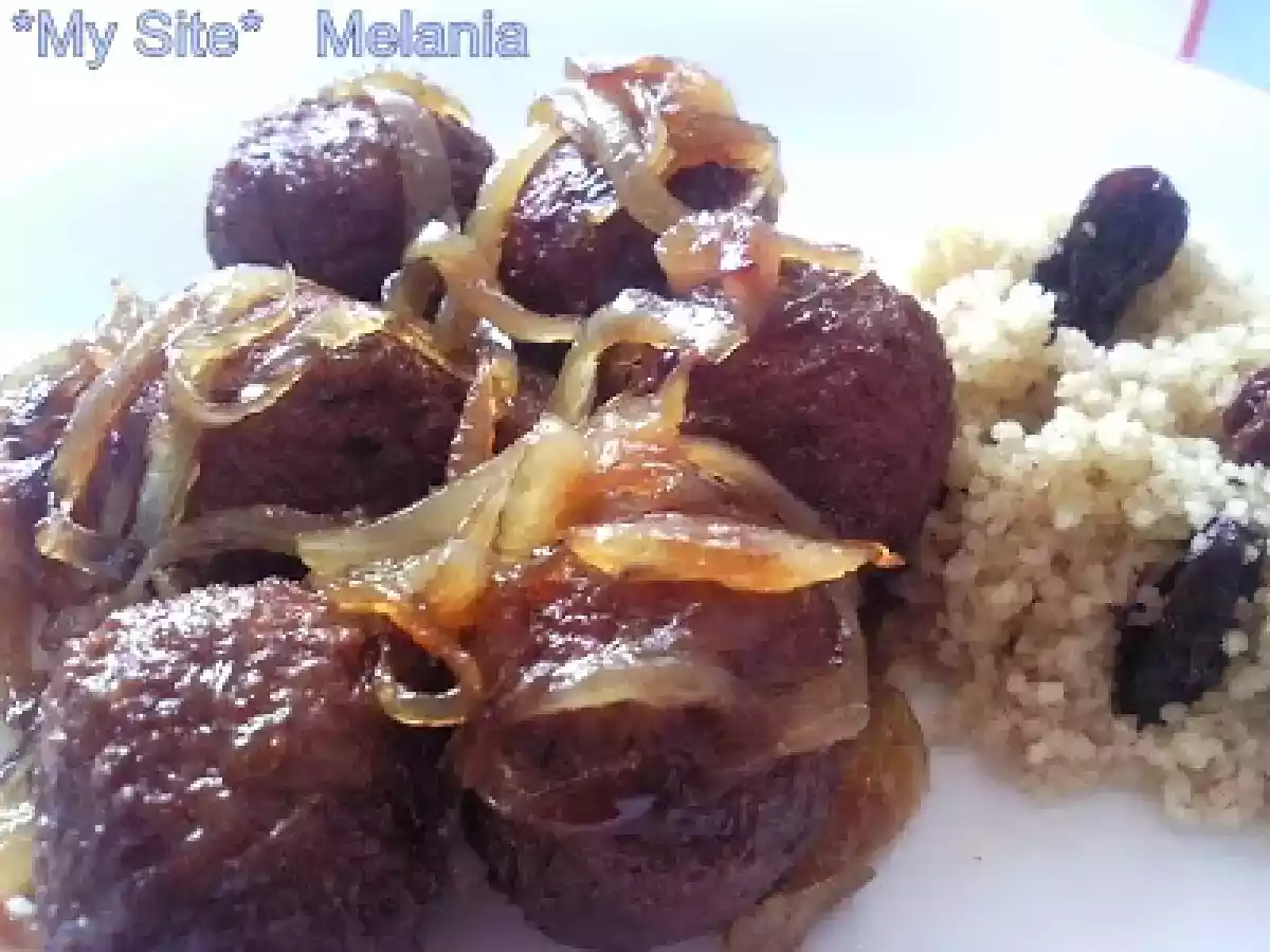 ALBONDIGAS DE POLLO CON CEBOLLA CARAMELIZADA Y COUS-COUS DULCE - foto 2