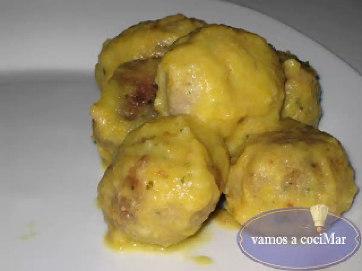 Albóndigas de pollo con curry