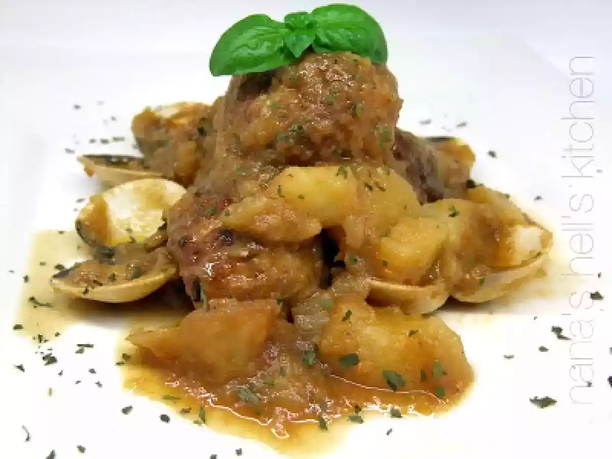 Albóndigas de sepia en salsa - foto 2