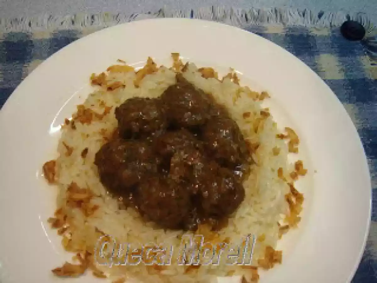 ALBONDIGAS DE TERNERA CON CEBOLLA FRITA DE IKEA - foto 2