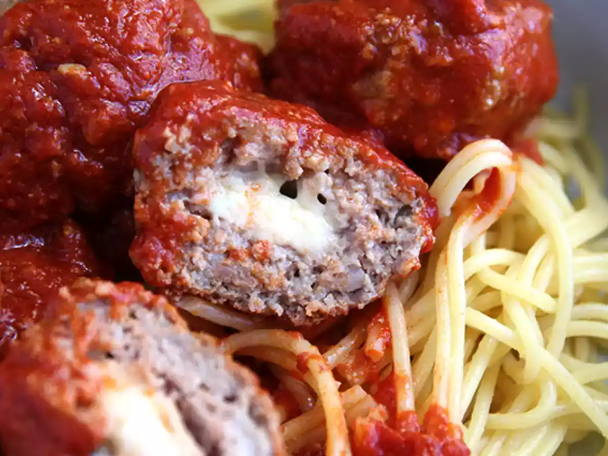 Albóndigas de ternera rellenas de mozzarella - foto 3