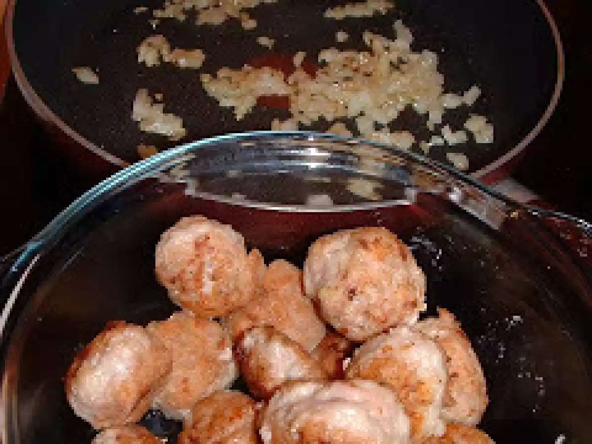 ALBÓNDIGAS EN SALSA - foto 4