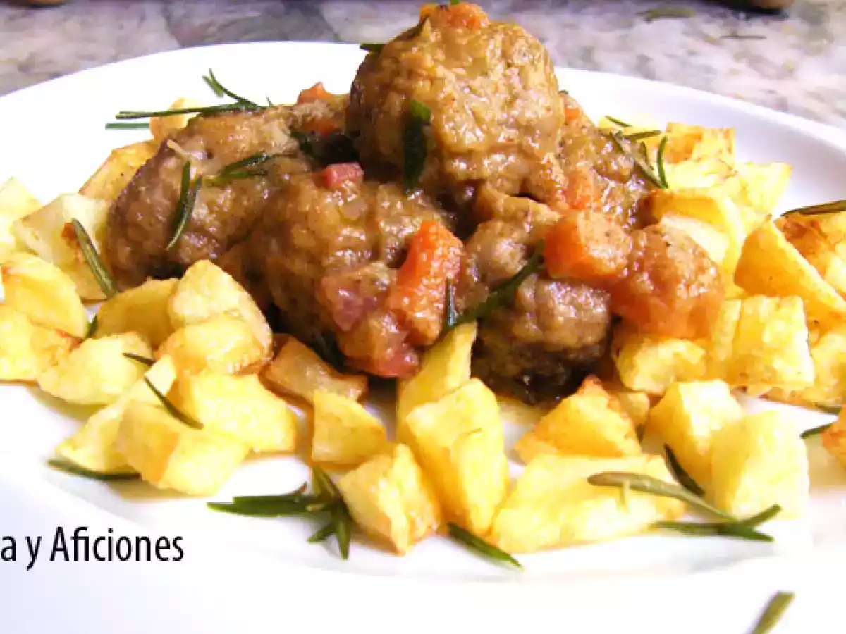 Albóndigas en salsa de cebolla y zanahoria - foto 2