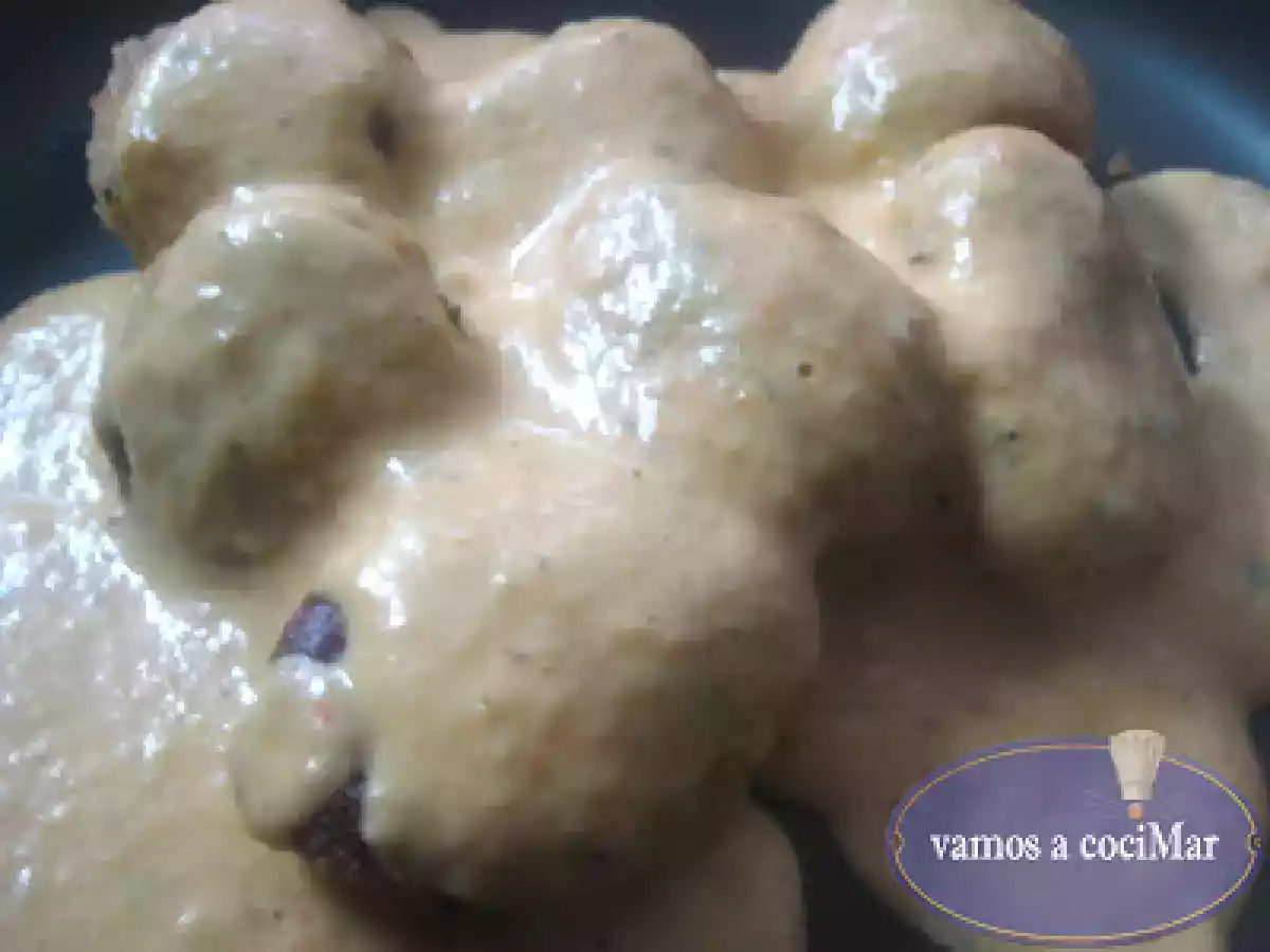 Albondigas en salsa de queso - foto 2