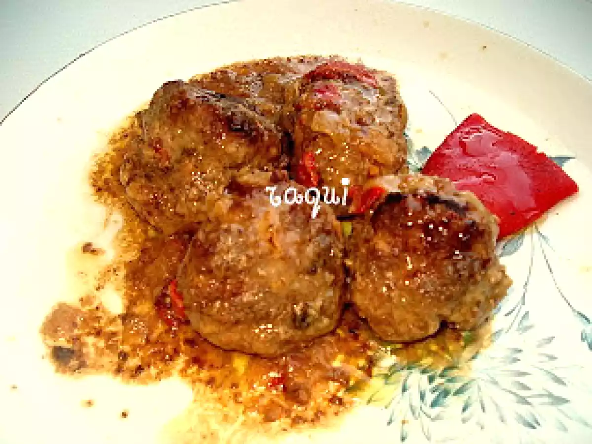 ALBONDIGAS ESPECIALES AL CABRALES