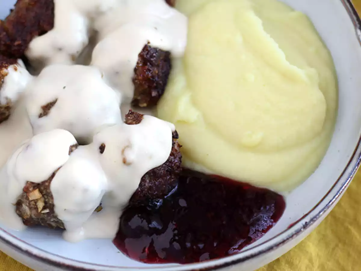 Albóndigas ikea con salsa blanca - foto 2