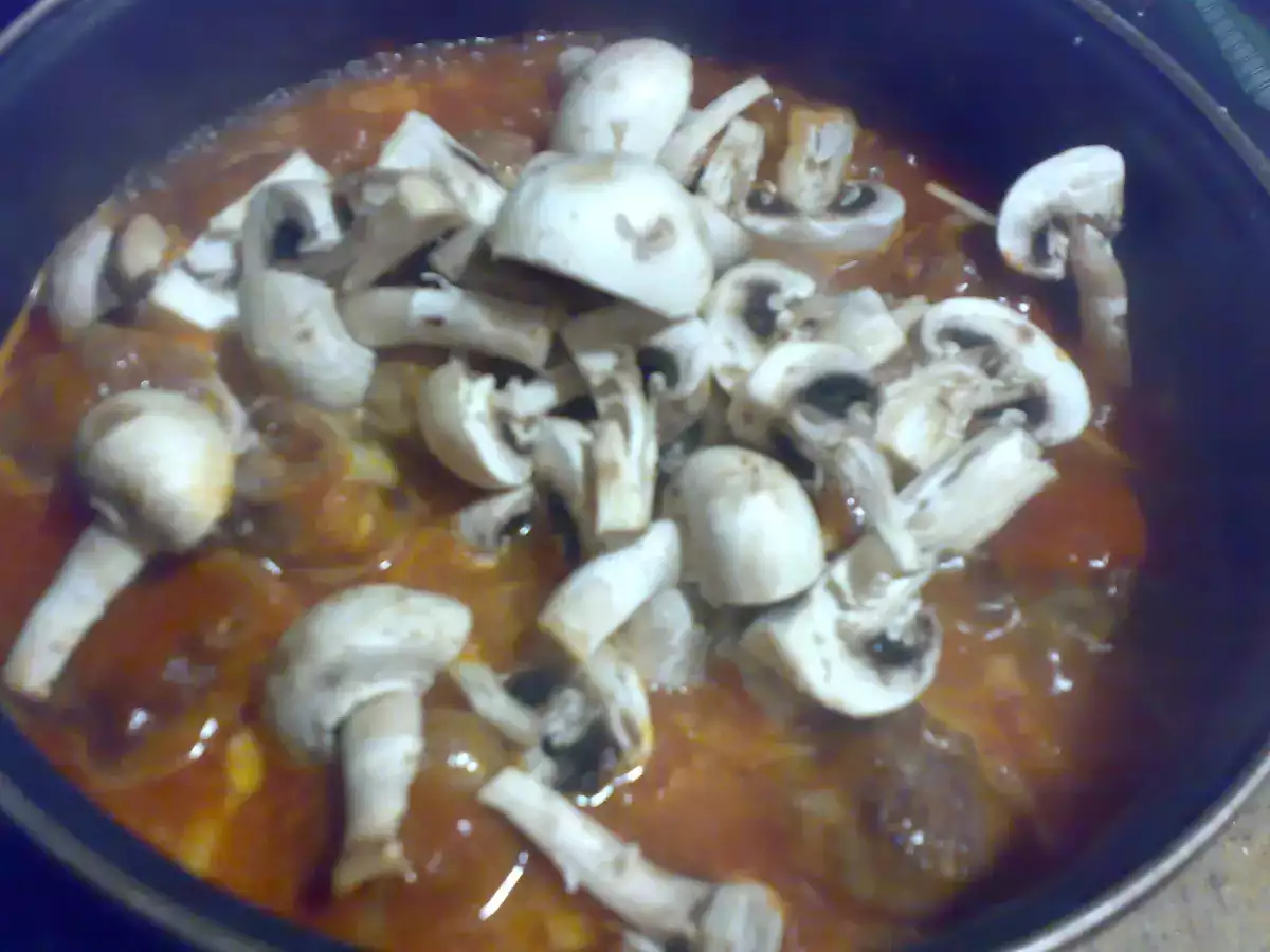 Albóndigas rellenas de olivas - foto 3