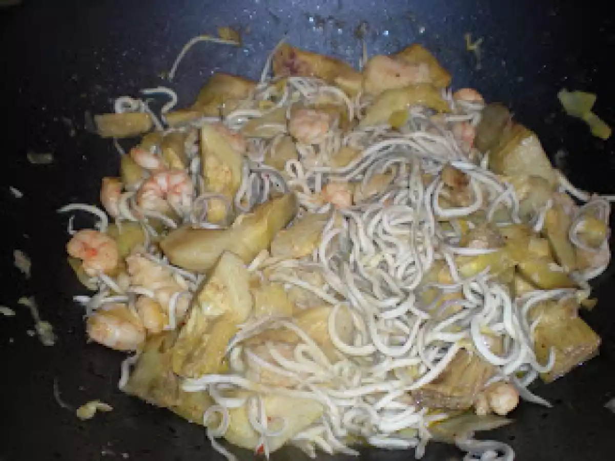 Alcachofas con gulas y huevo roto - foto 4