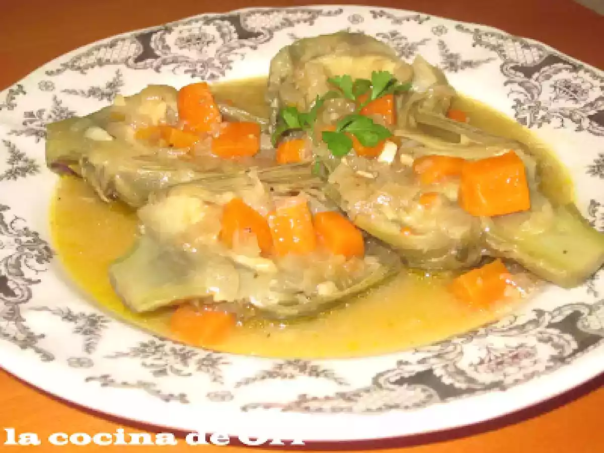 Alcachofas en salsa