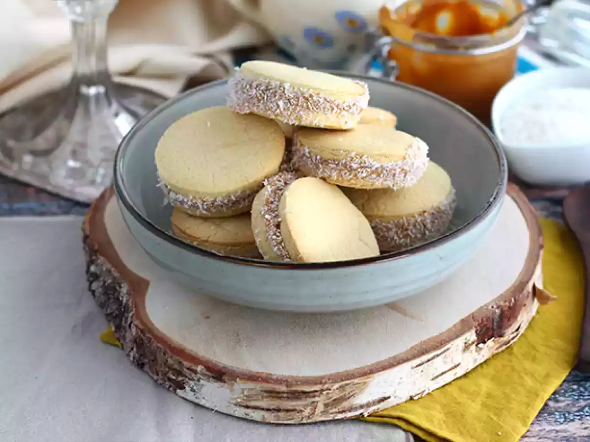 Alfajores argentinos con dulce de leche