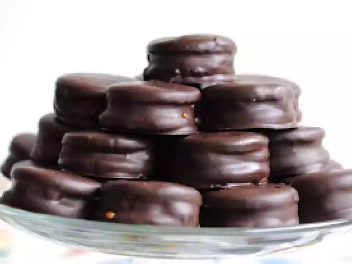 Alfajores de Galletas Oreo con chocolate - foto 3