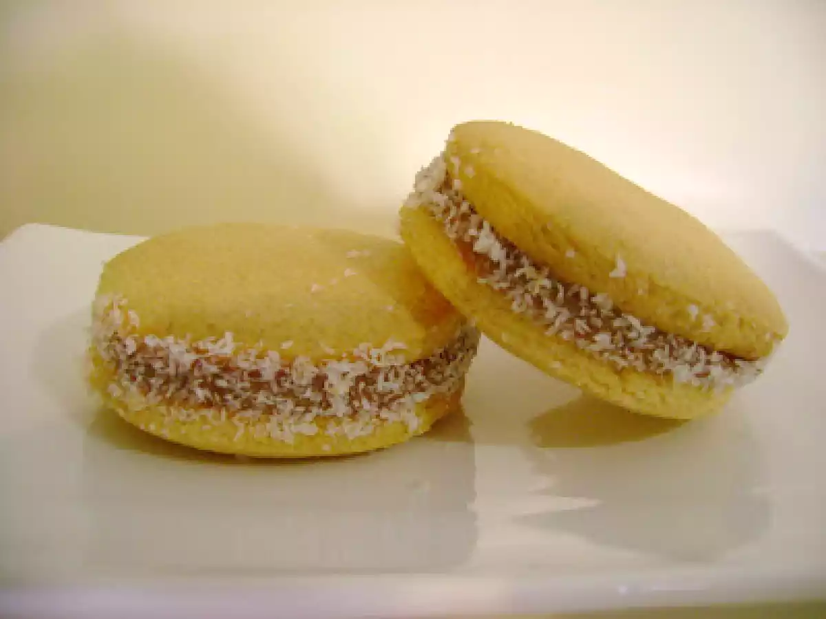 Alfajores de Maizena y Manjar o dulce de leche