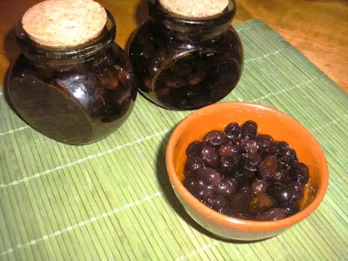 ALIÑANDO ACEITUNAS. - foto 2