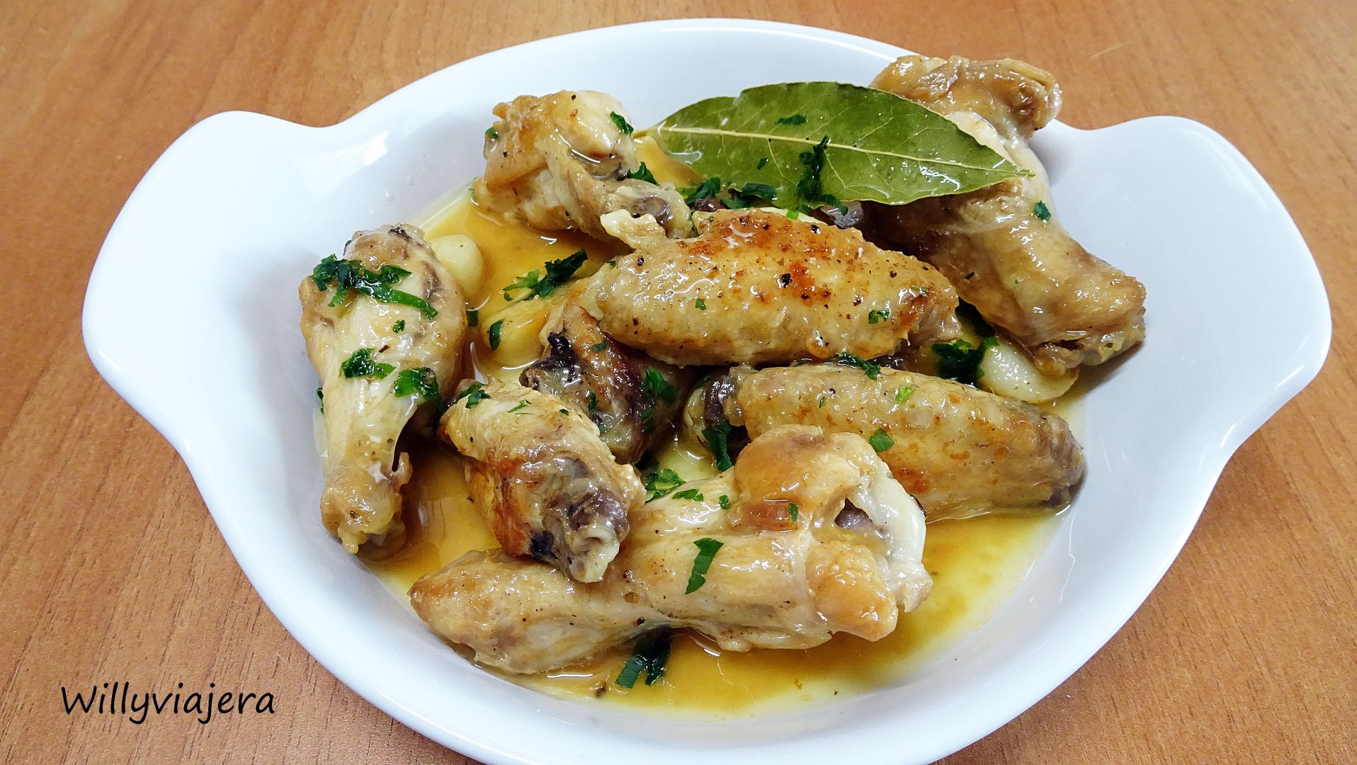 Alitas de pollo al ajillo Receta Petitchef