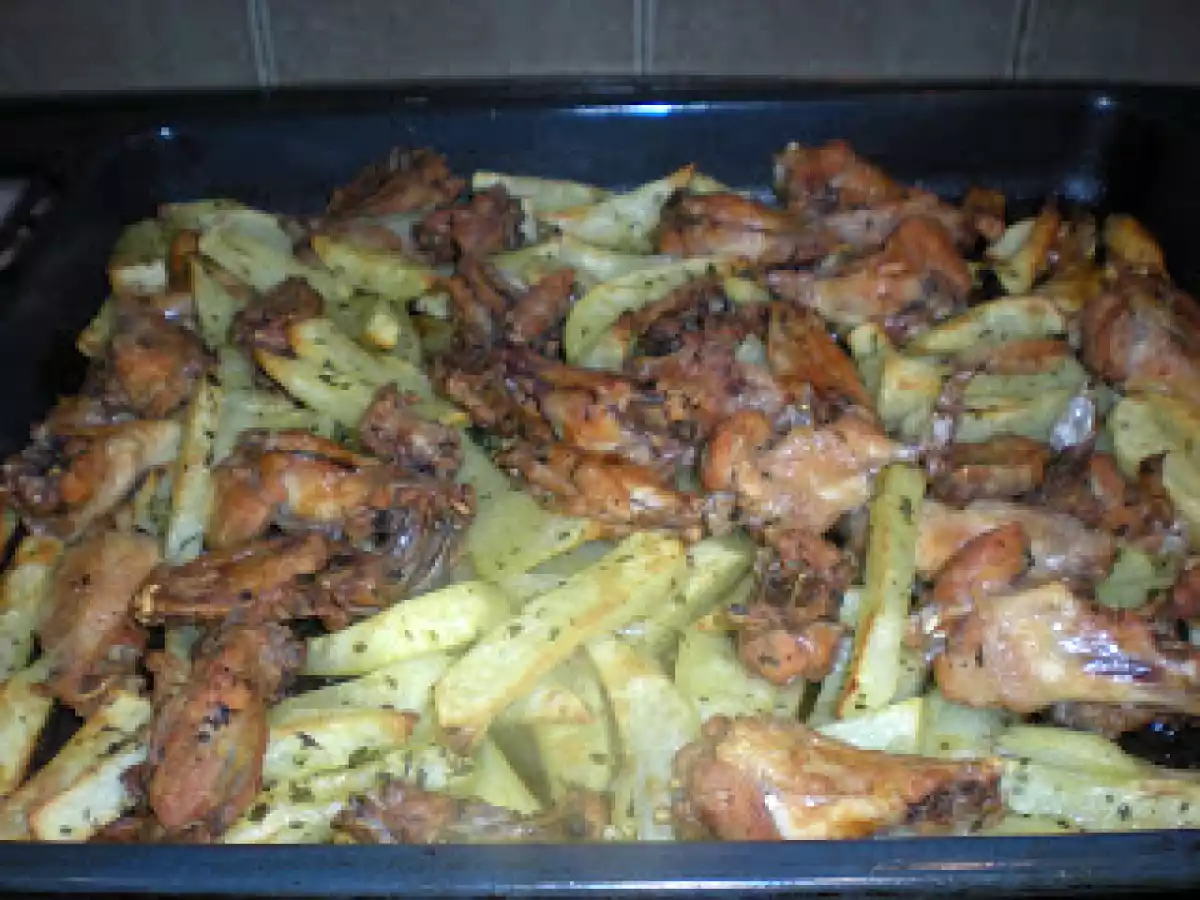 Alitas de pollo al horno con patatas - foto 2