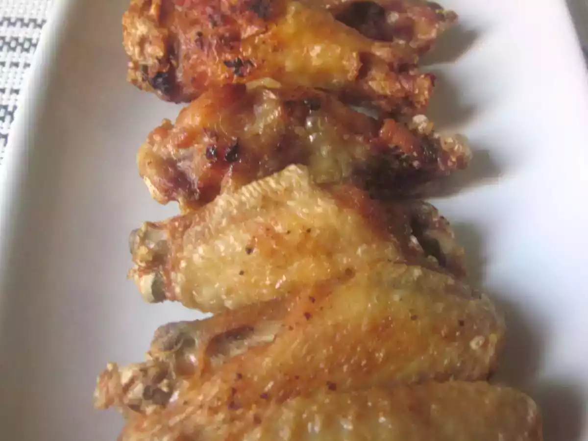 Alitas de Pollo con adobo de ajo y brandy