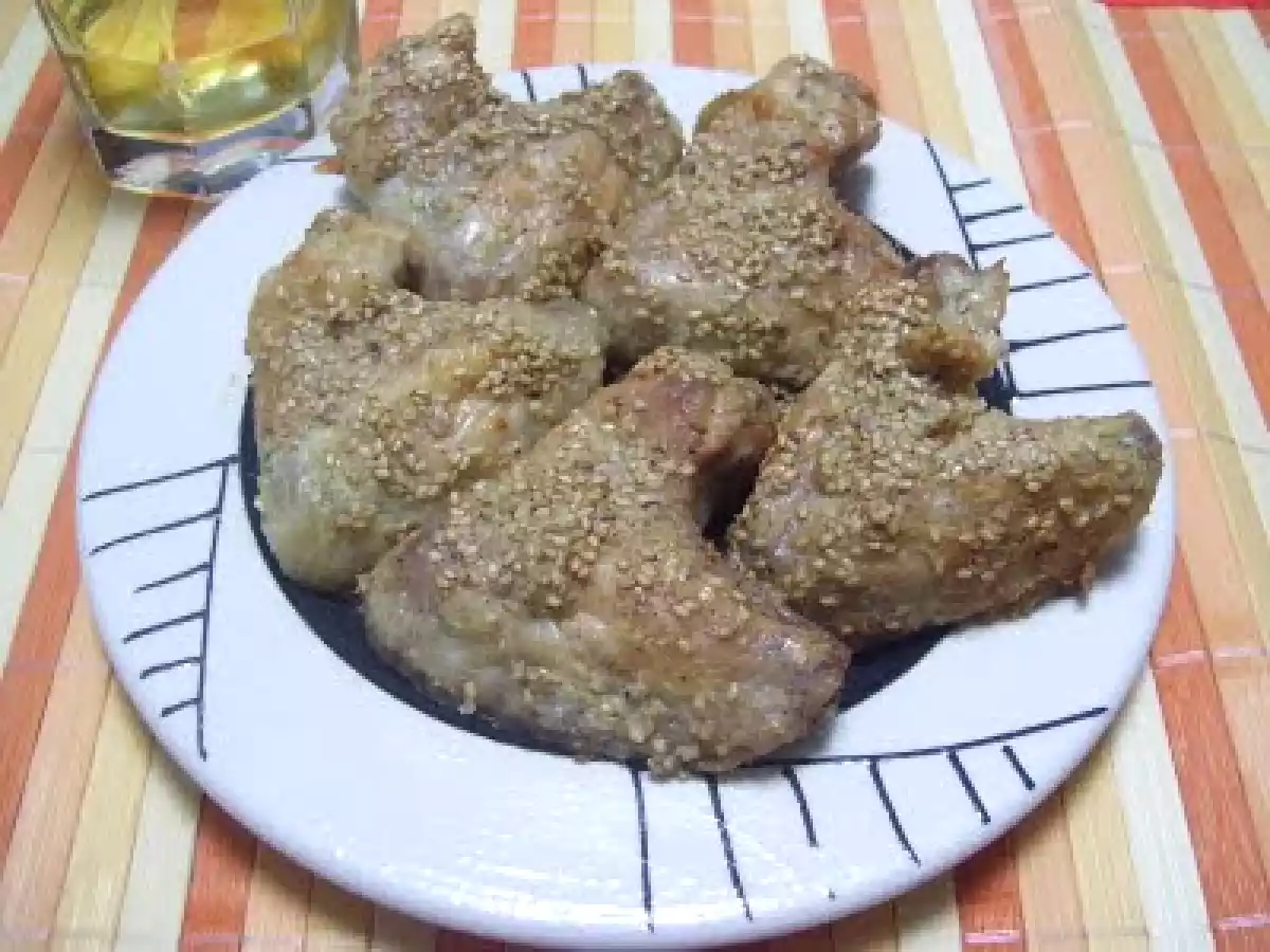 ALITAS DE POLLO CRUJIENTES CON SESAMO