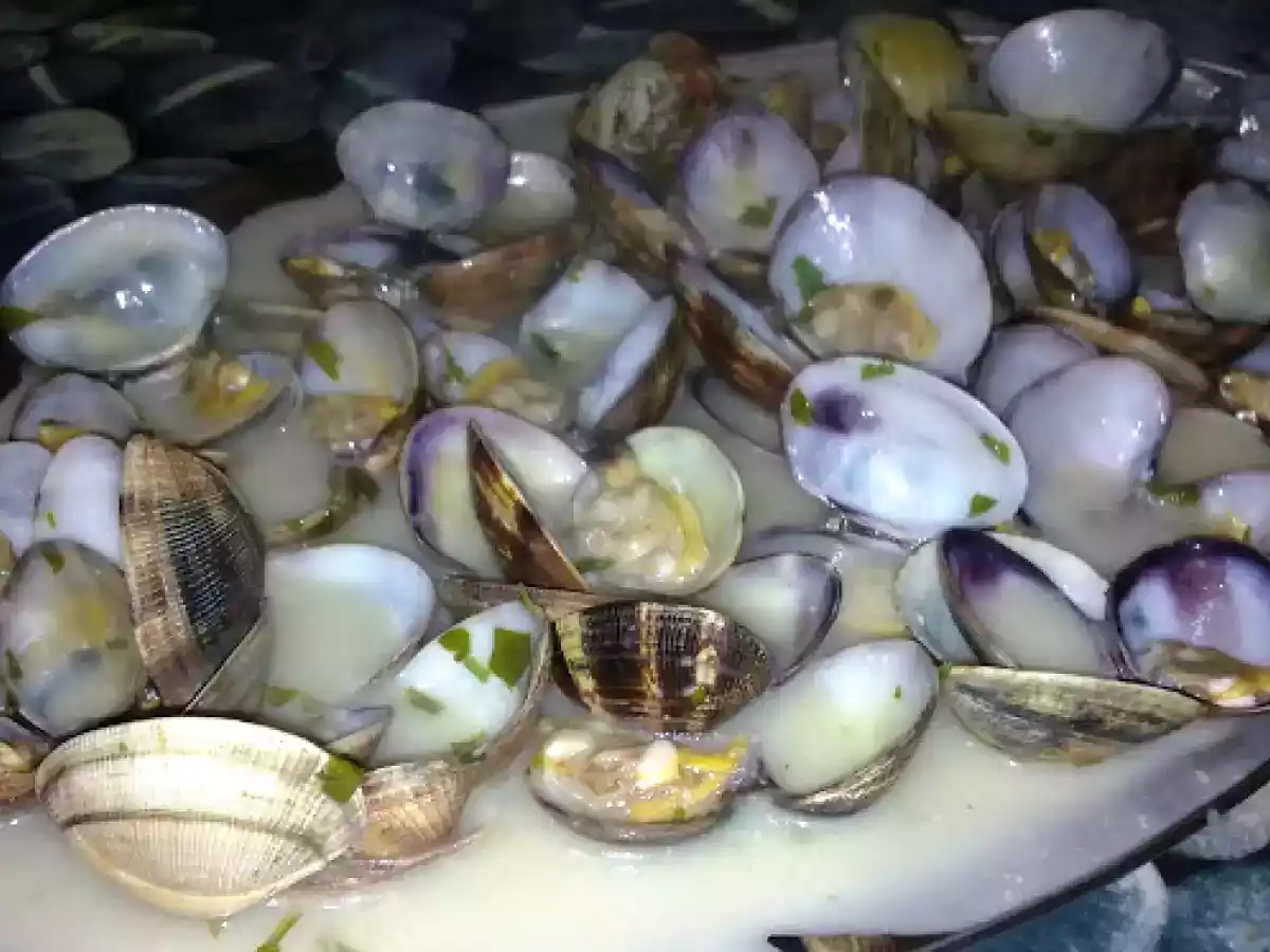 Almejas a la sidra - foto 2