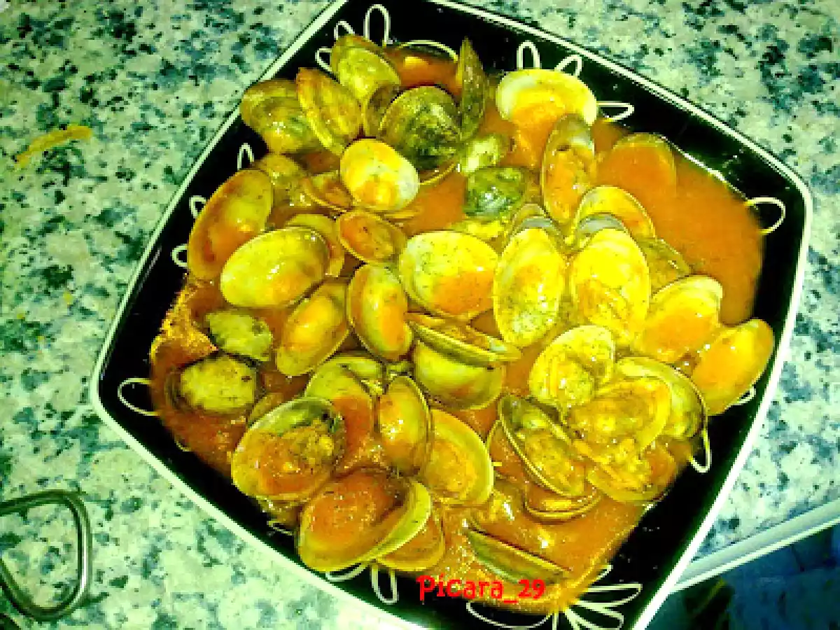 Almejas en salsa picante