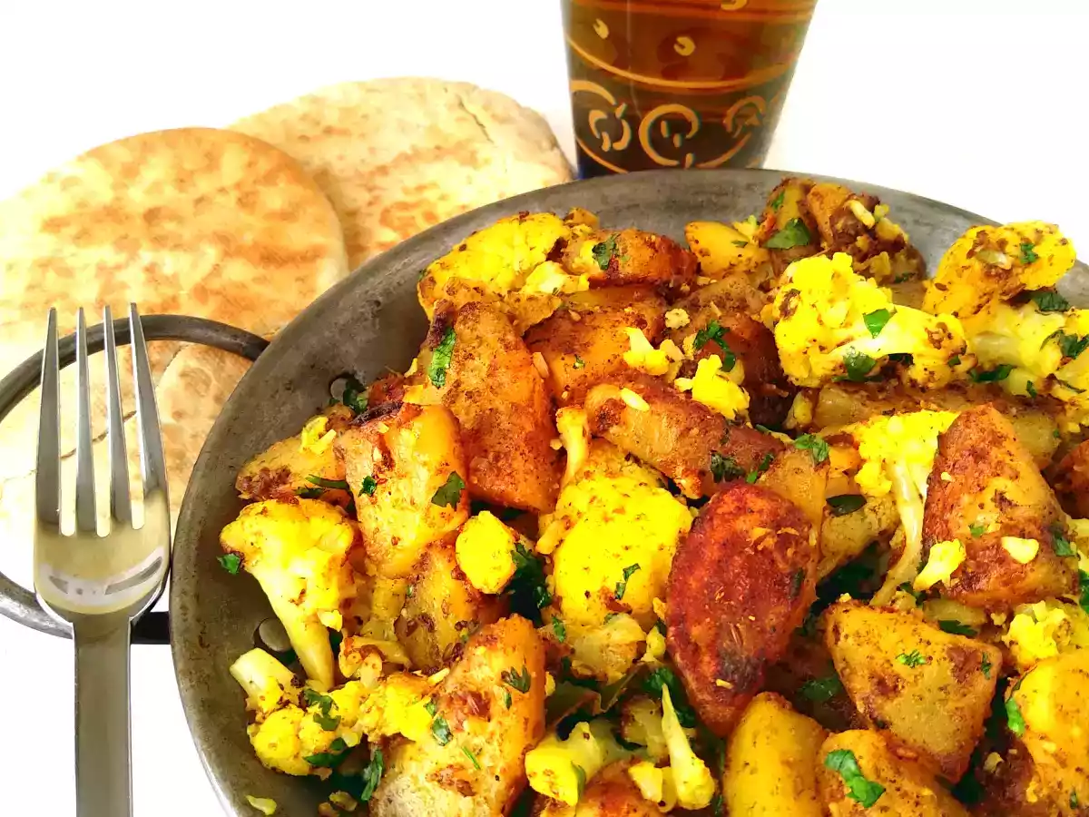 ALOO GOBI (CURRY DE PATATAS Y COLIFLOR) - foto 2