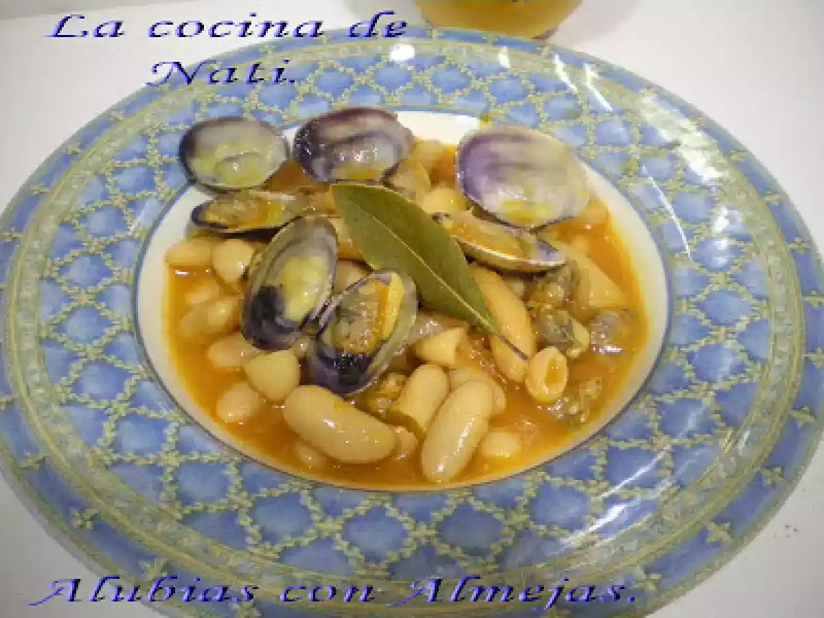 ALUBIAS BLANCAS CON ALMEJAS. - foto 2
