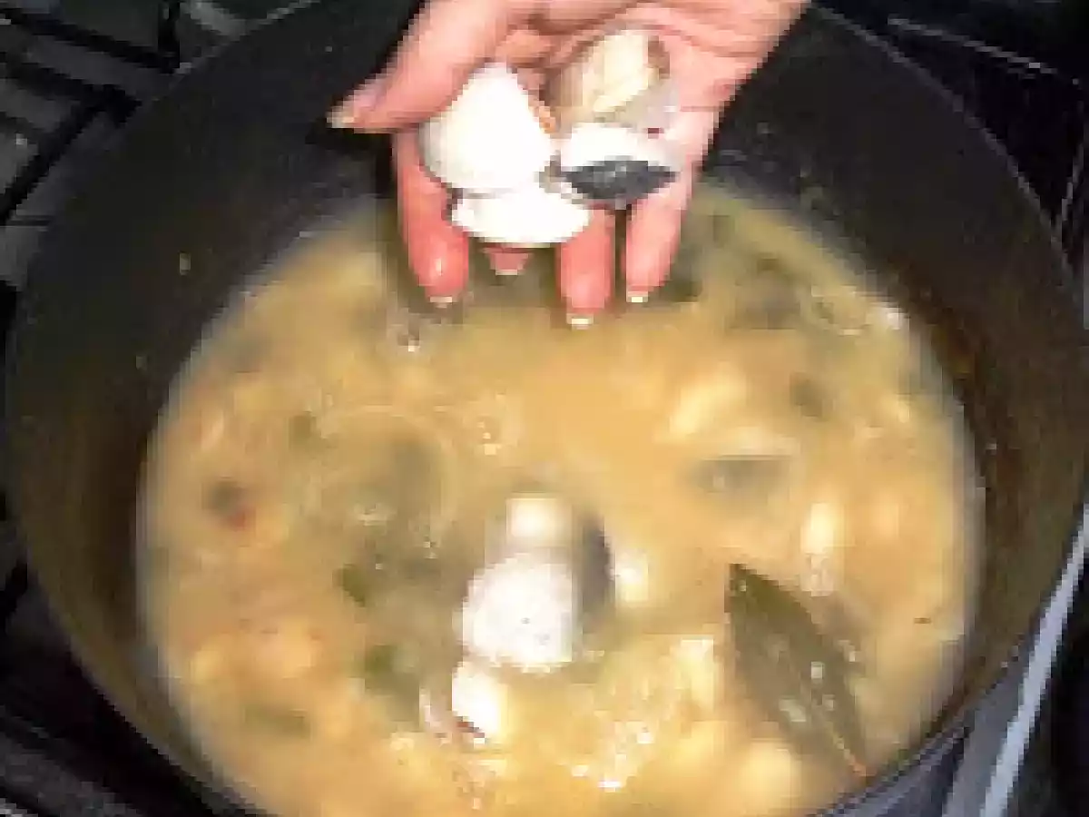 Alubias con Almejas y Gambas - foto 6