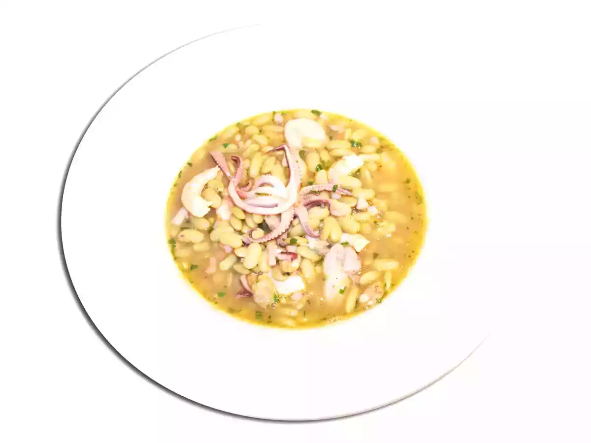 Alubias verdina con marisco - foto 2