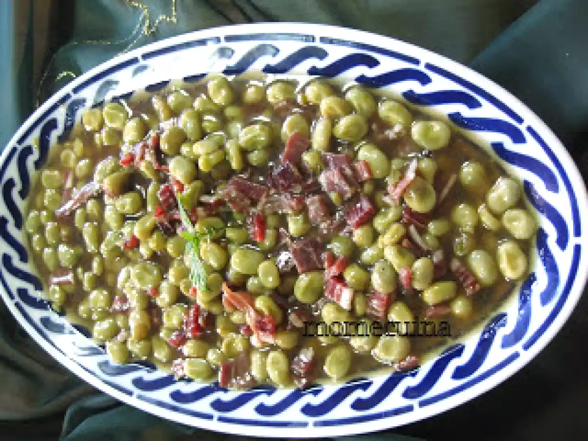 Amanida de faves amb pernil ibéric ( ensalada de habas con jamón ibérico)