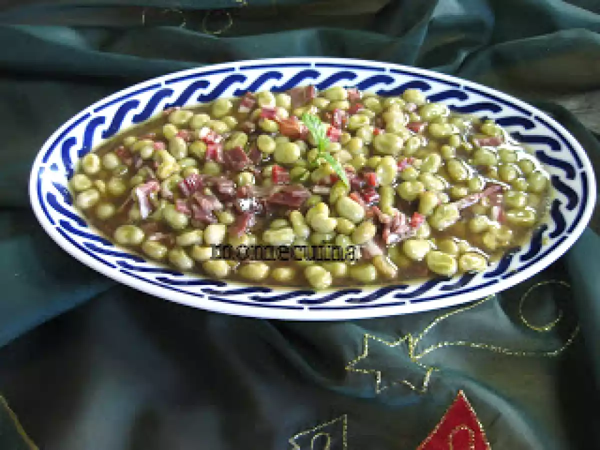 Amanida de faves amb pernil ibéric ( ensalada de habas con jamón ibérico) - foto 2